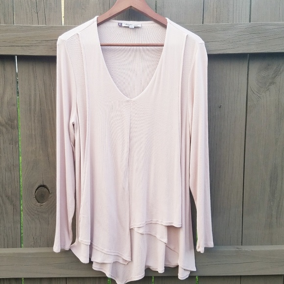 Jennifer Lopez Tops - Jennifer Lopez Long Sleeve Sweater